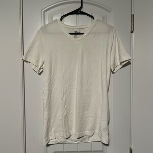 H&M Men's Basic White V-Neck Tee